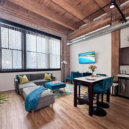 Luxery Stay Chicago - Themed Units! Close To Downtown, Mccormick Place & Wintrust Arena Extérieur photo