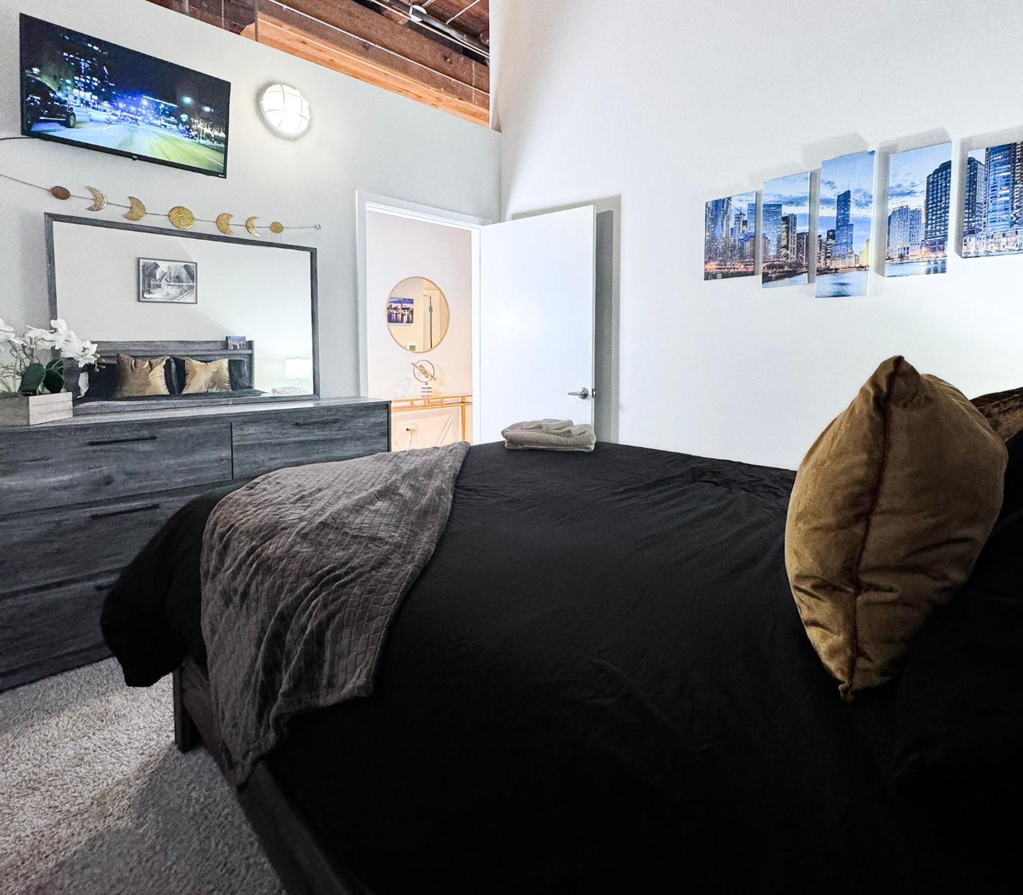 Luxery Stay Chicago - Themed Units! Close To Downtown, Mccormick Place & Wintrust Arena Extérieur photo