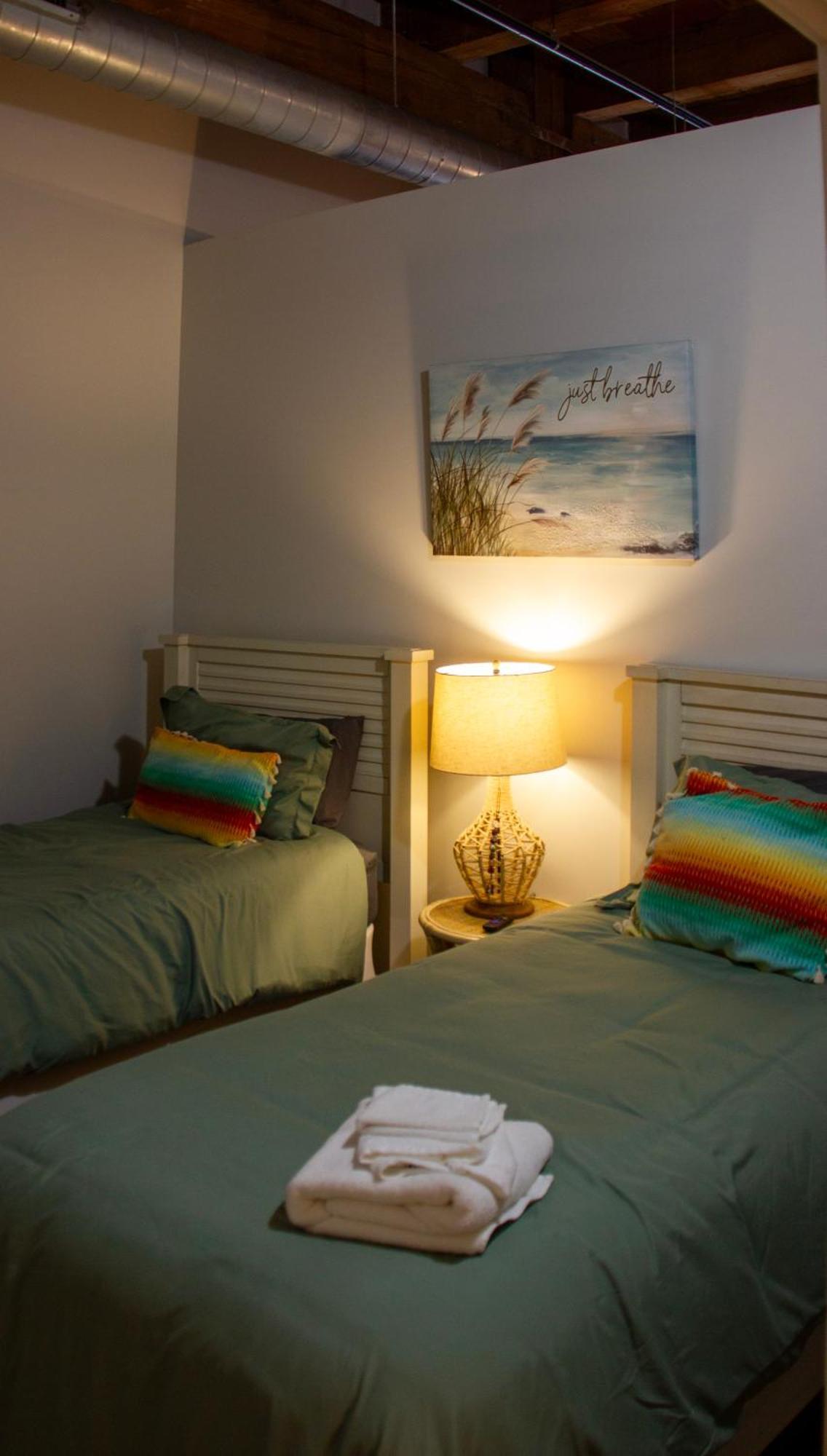 Luxery Stay Chicago - Themed Units! Close To Downtown, Mccormick Place & Wintrust Arena Extérieur photo